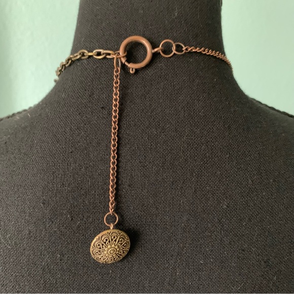 Artisan red butterfly necklace - Picture 13 of 14